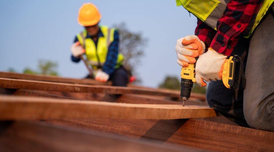 Professional residential roofers in Elk Creek, MO